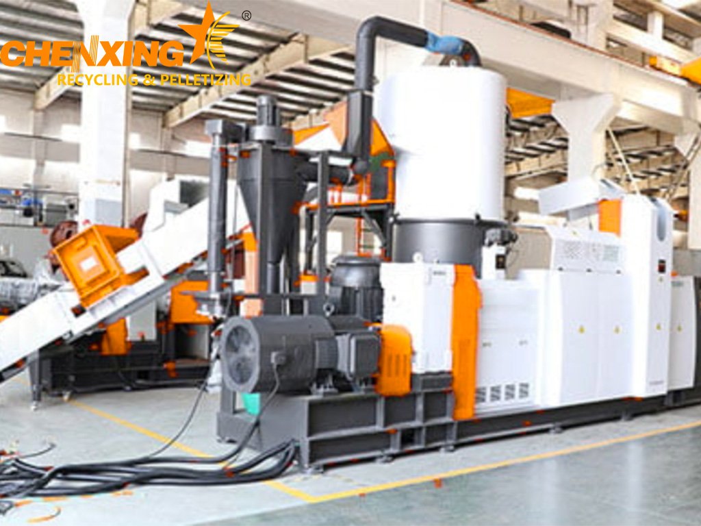 Compactor with Air Exhausting