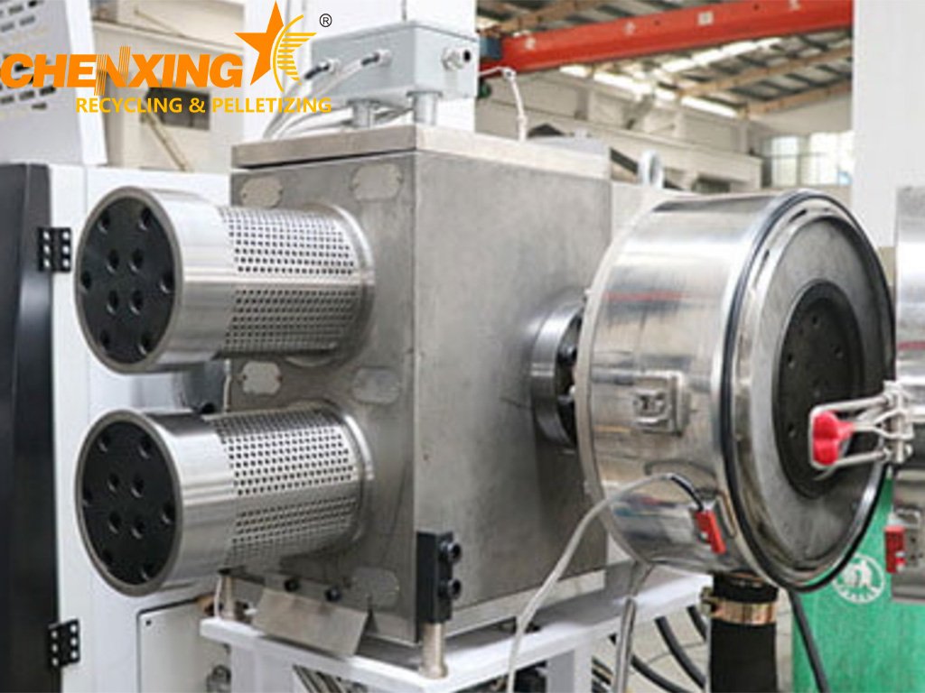 non-stop piston-type filter